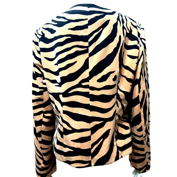 Chicos Animal Tiger Print Jacket Faux Suede Zip Front Bold Statement Blazer Sz 1 - Picture 3 of 11